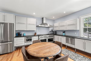 199 Main St, Medway, MA 02053, USA Photo 16