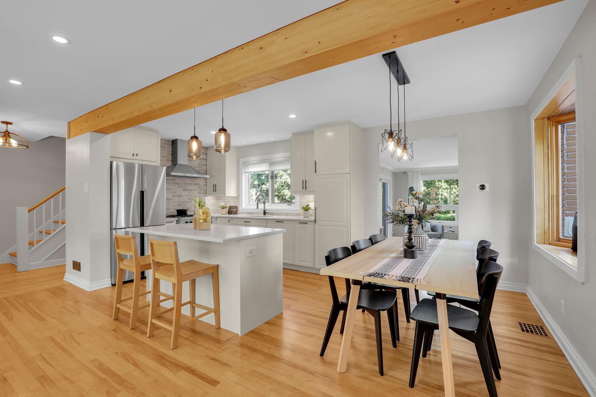 Dining Room/Kitchen v