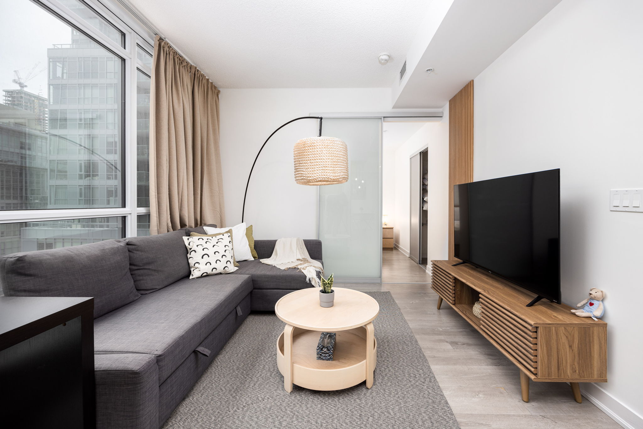 Toronto property showcase — delivered property photograph 4