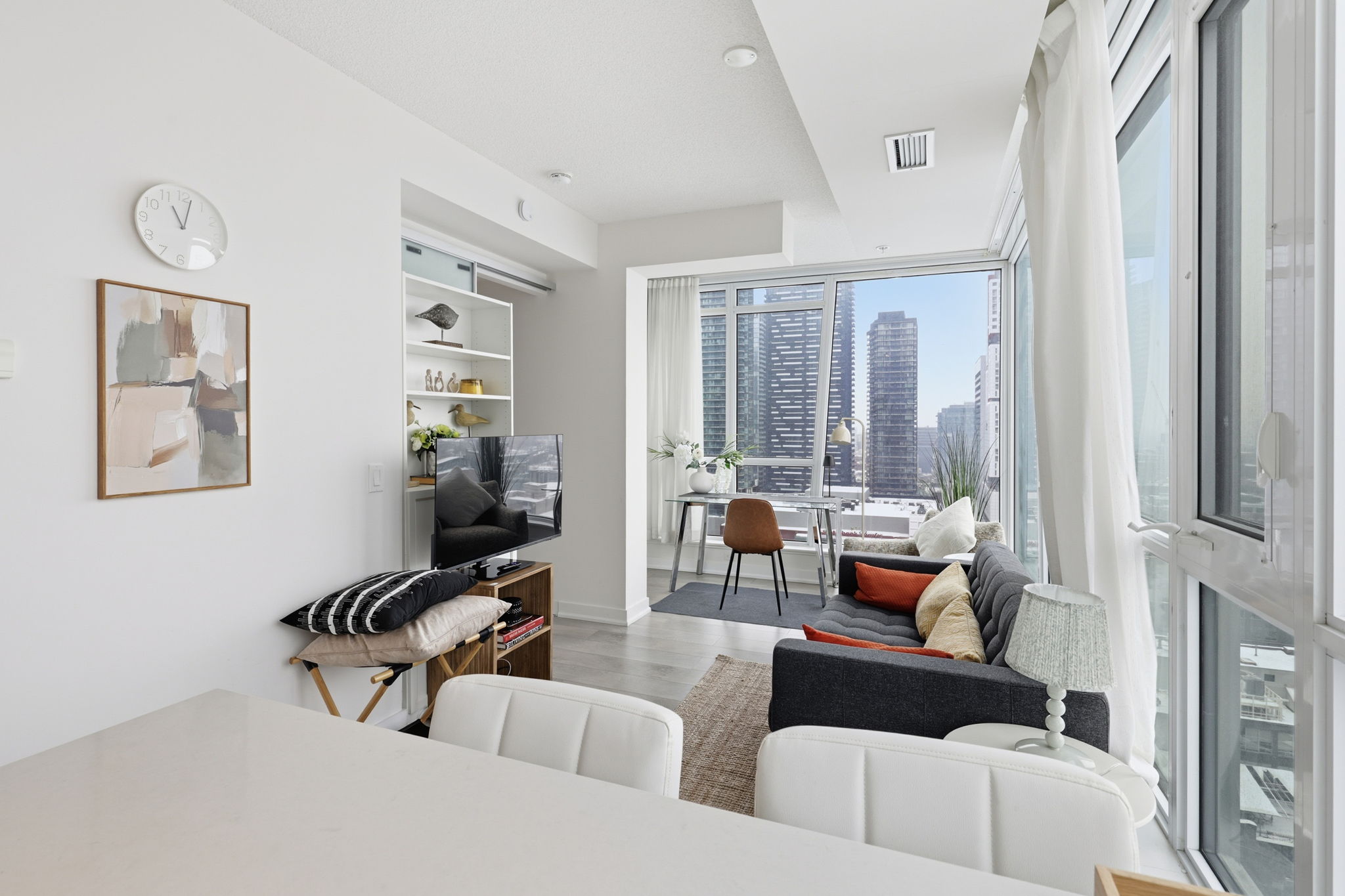 Toronto property showcase — delivered property photograph 8