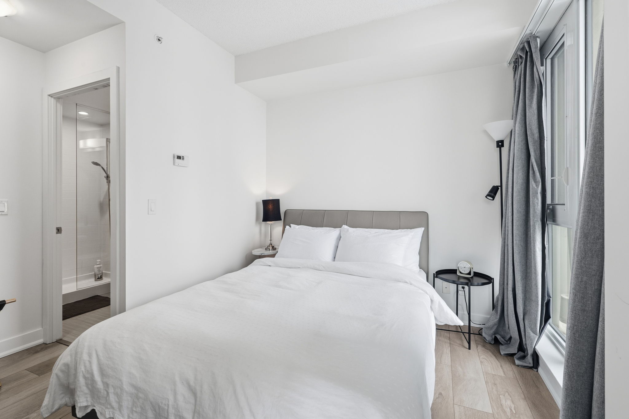 Toronto property showcase — delivered property photograph 15