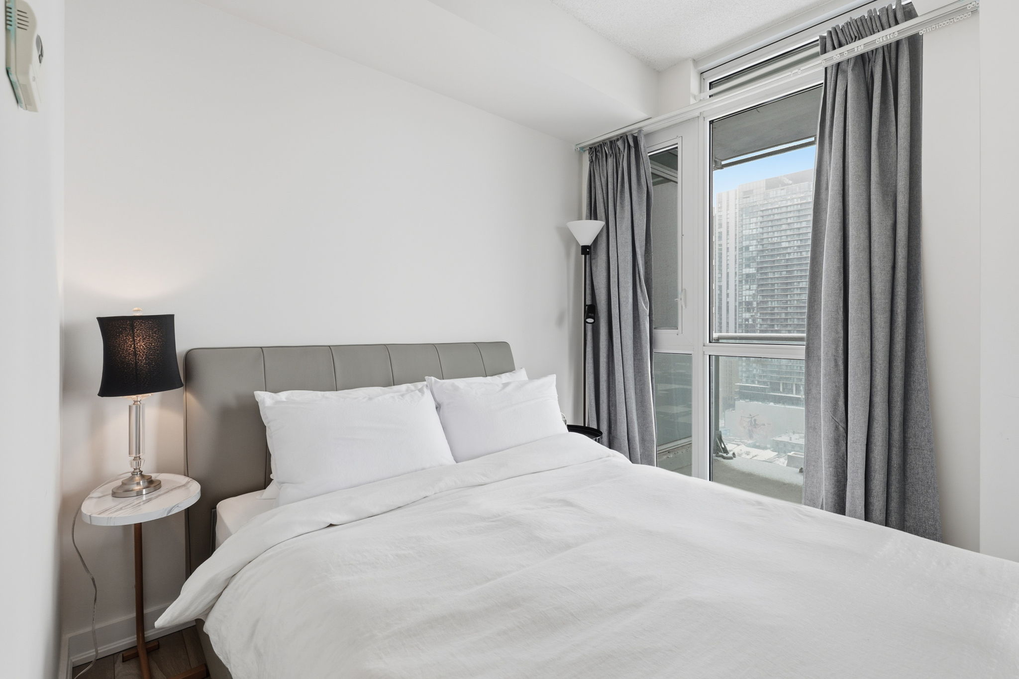 Toronto property showcase — delivered property photograph 16