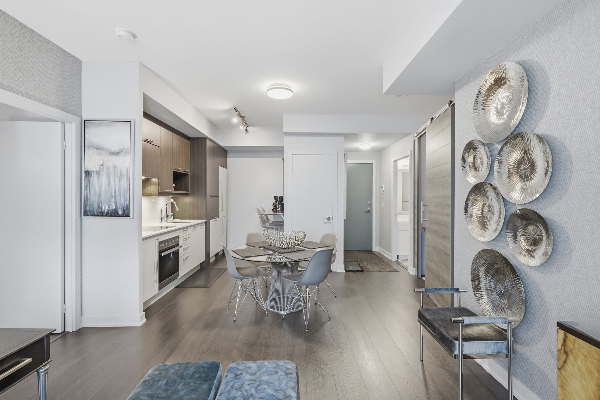 Property in Toronto — delivered property photograph 8