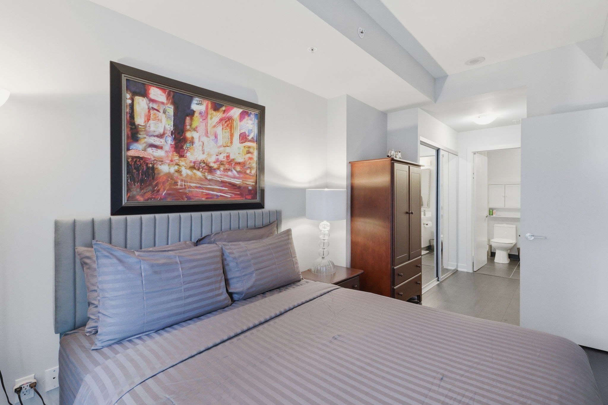 Property in Toronto — delivered property photograph 10