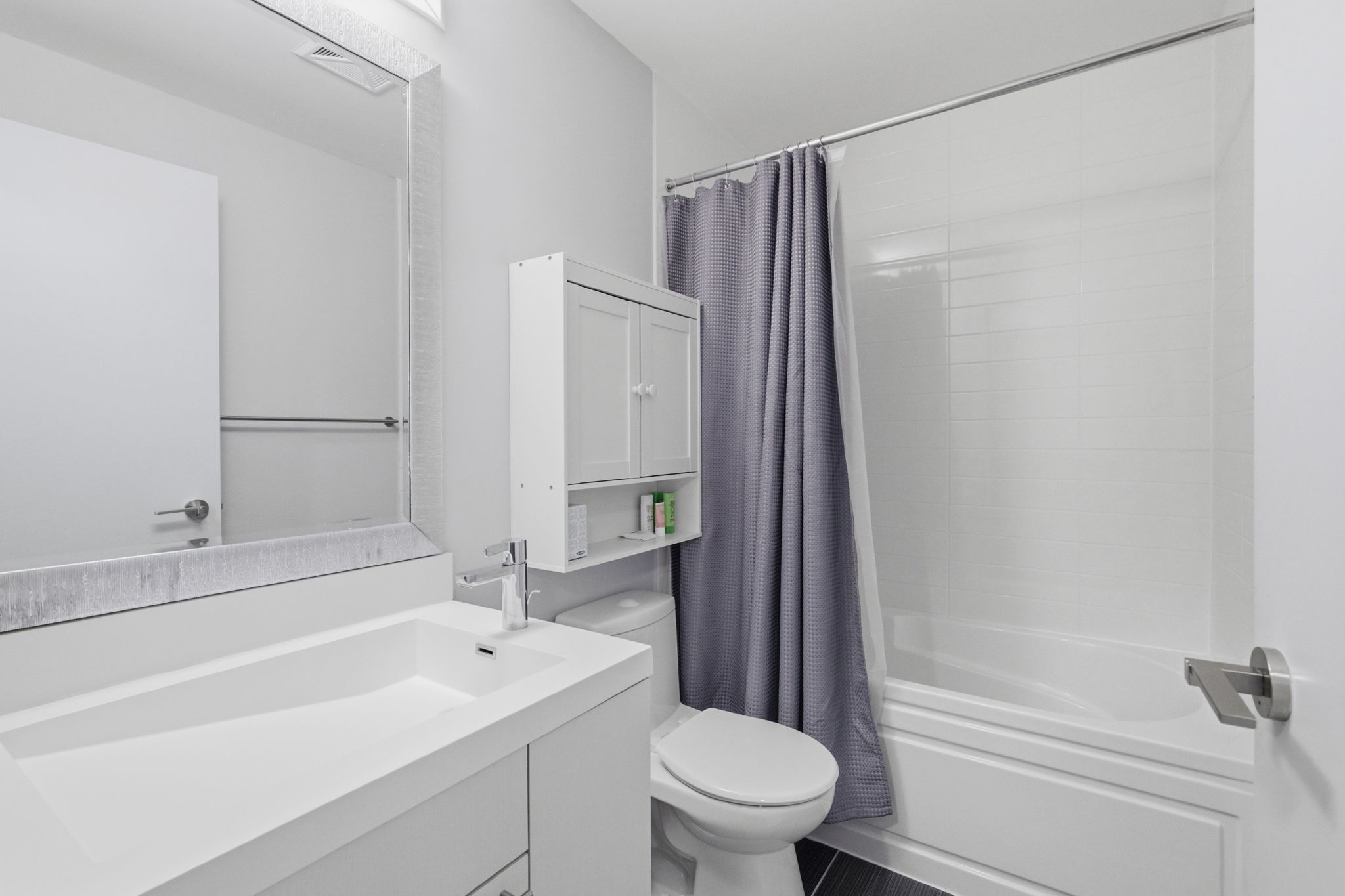 Property in Toronto — delivered property photograph 15