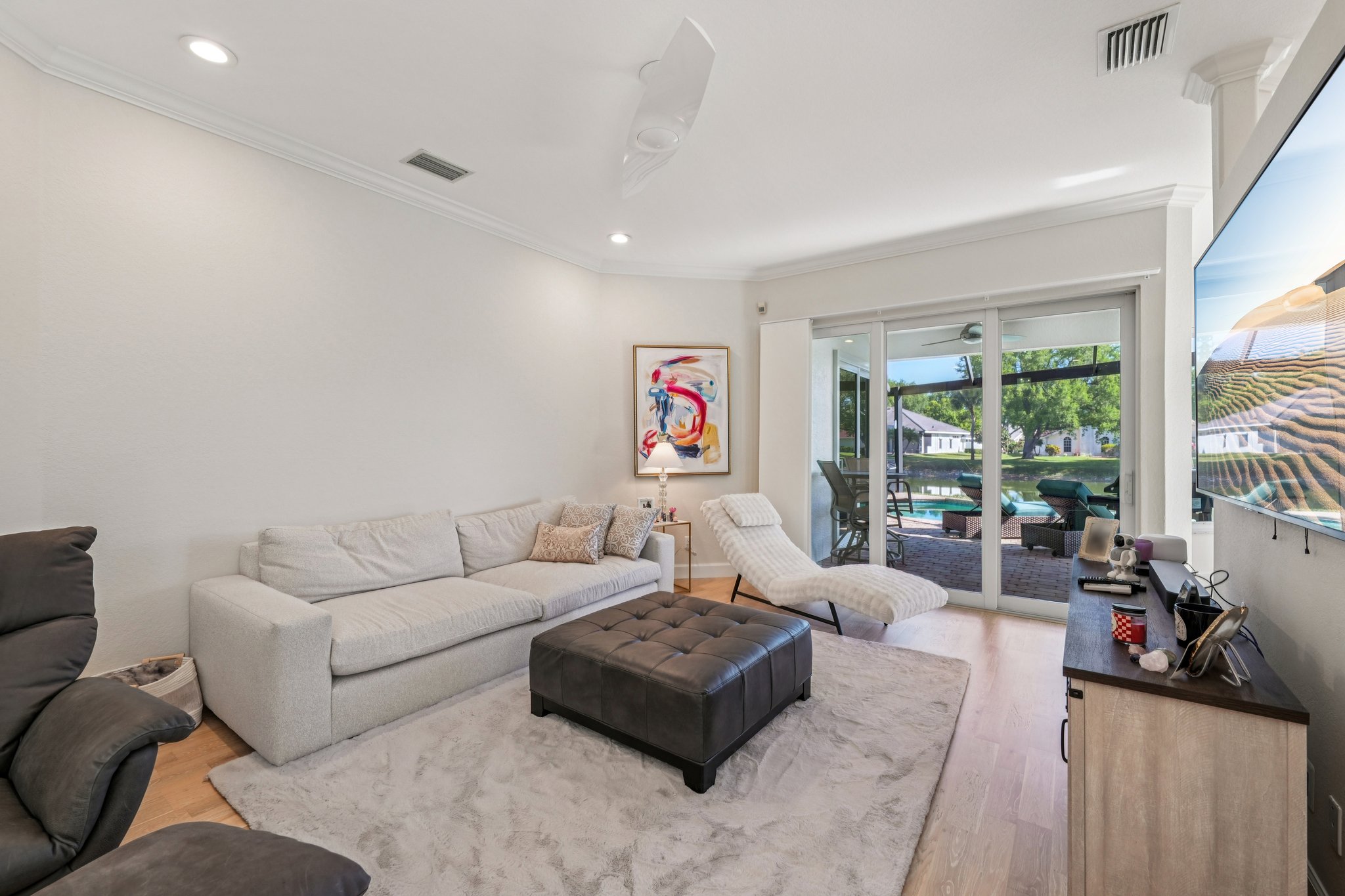 Vista Ln-S2803-011.jpg