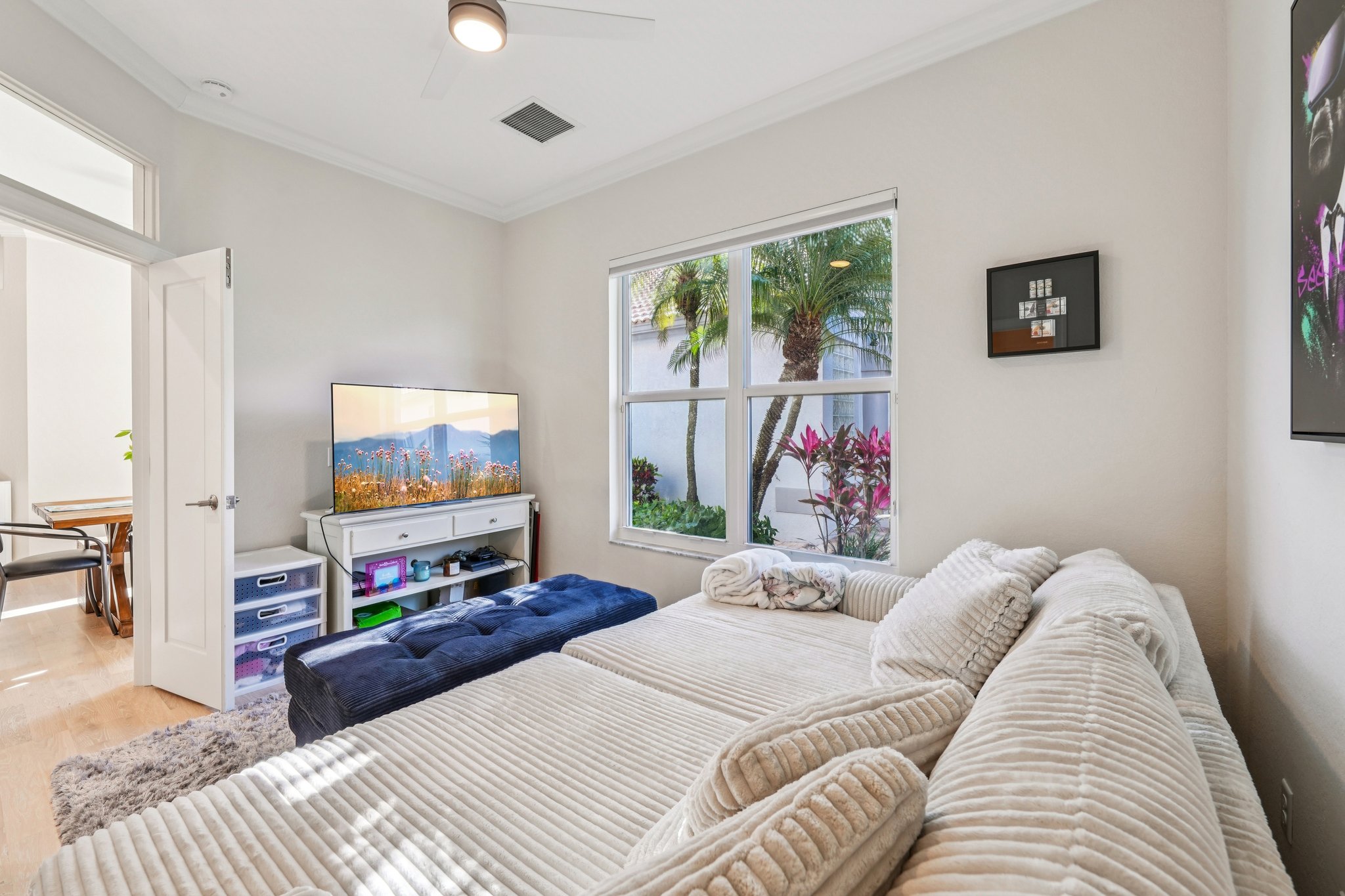 Vista Ln-S2803-019.jpg