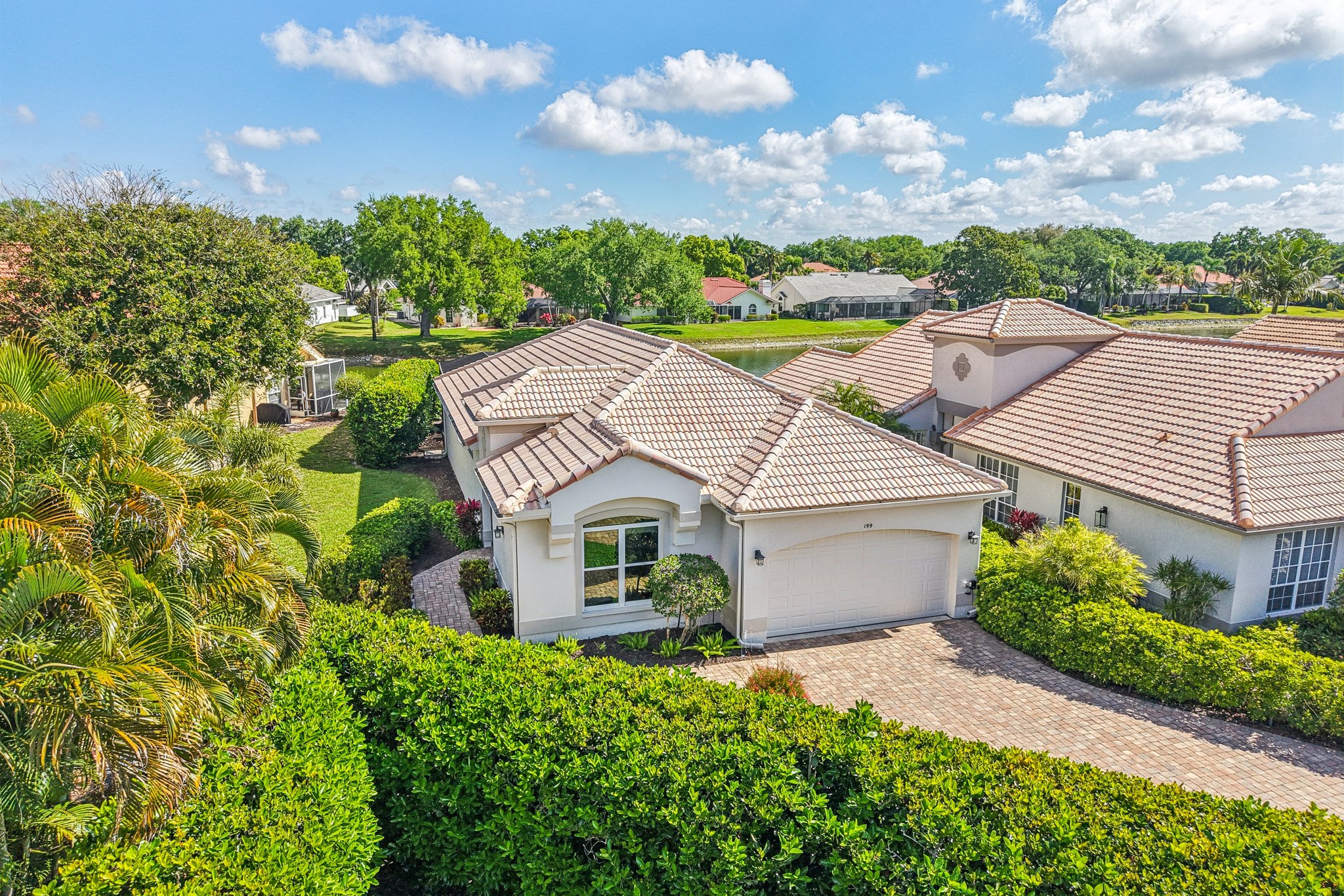 Vista Ln-S2803-044.jpg