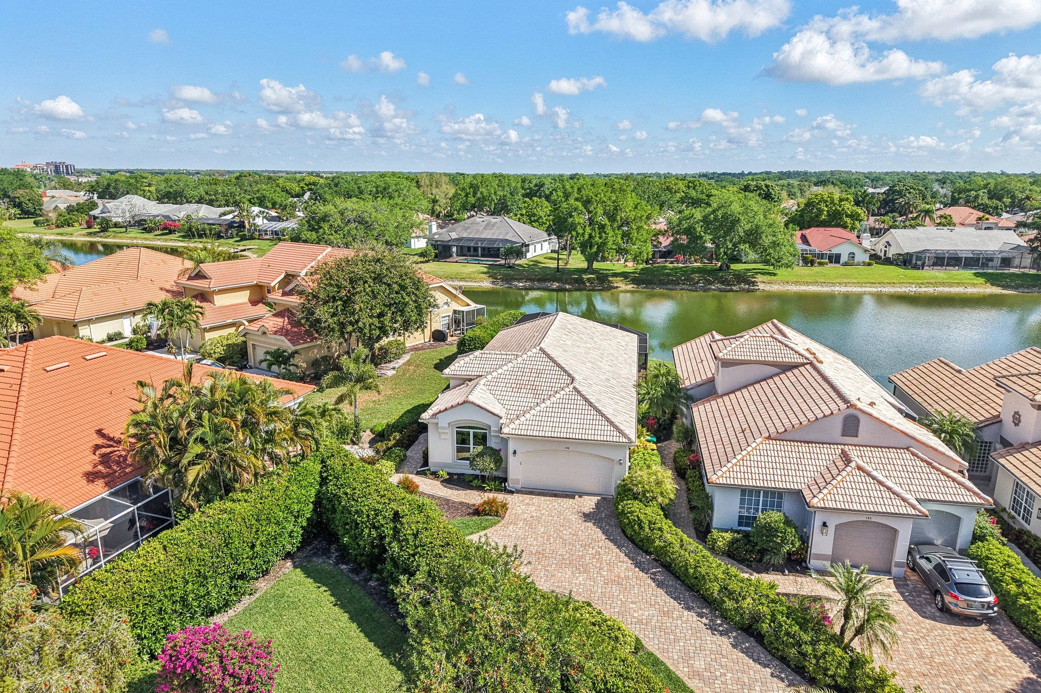 Vista Ln-S2803-046.jpg