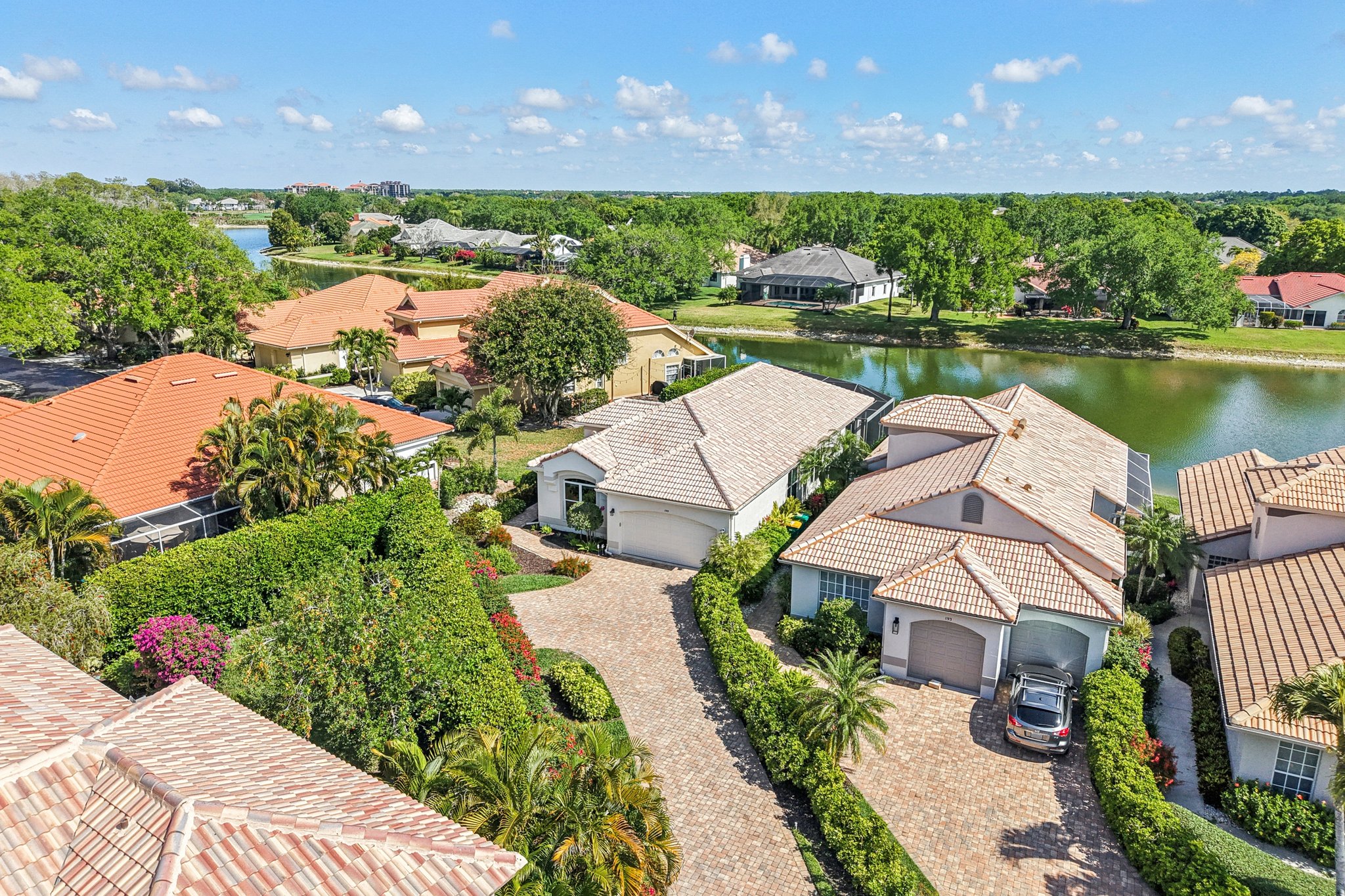 Vista Ln-S2803-047.jpg