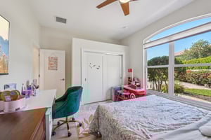 Vista Ln-S2803-032.jpg