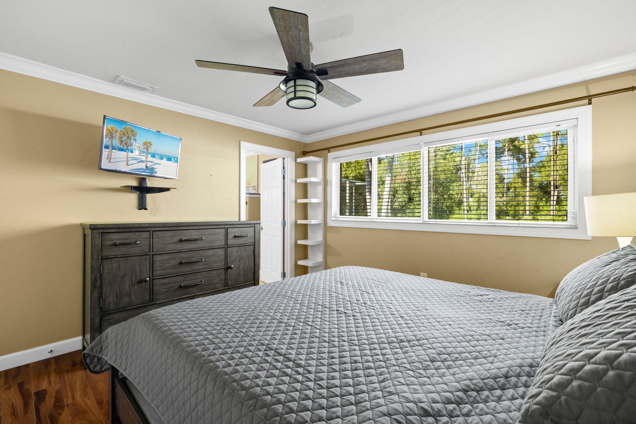 Guest Bedroom 2 - 2 of 2