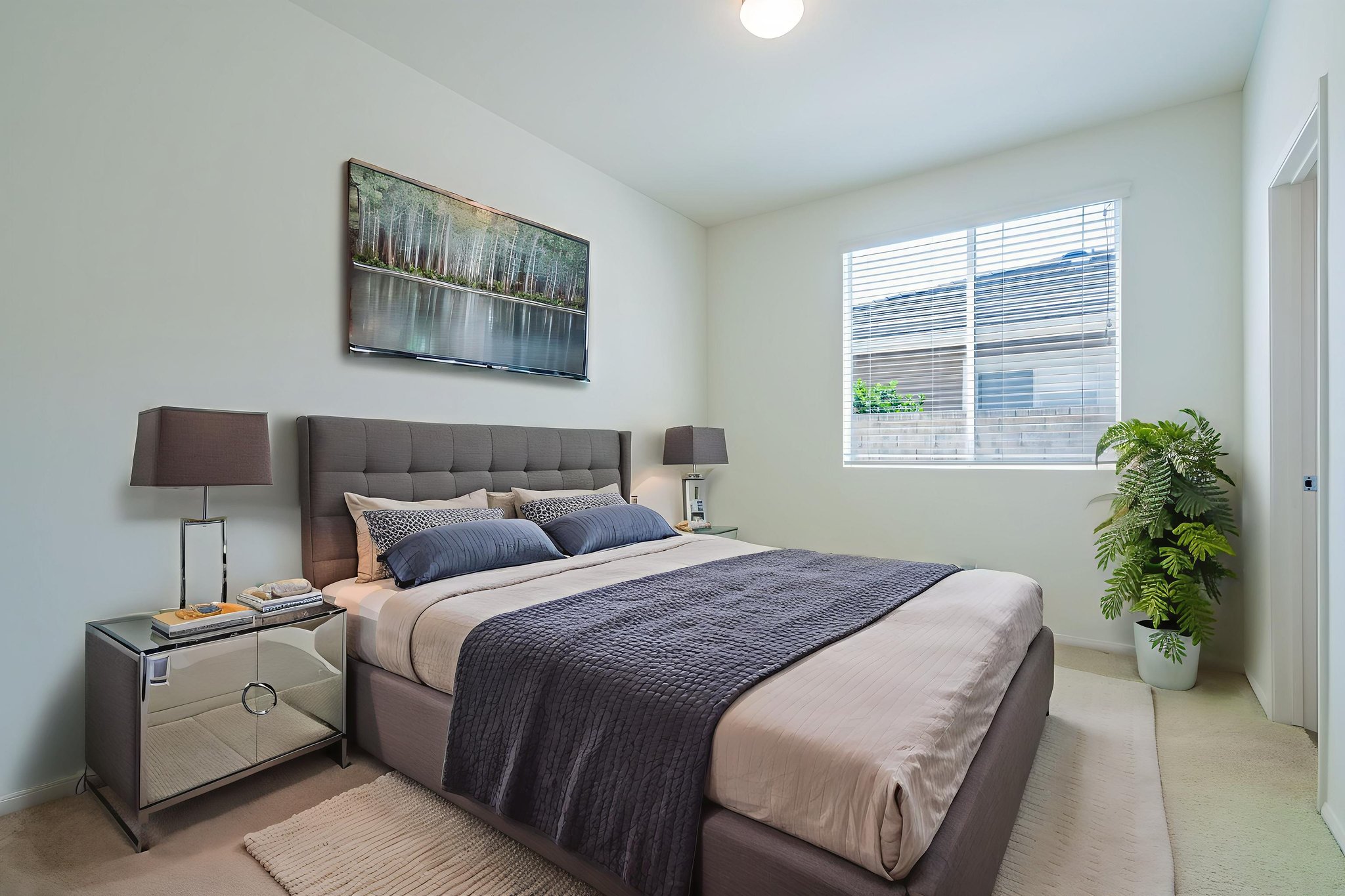 _CK16063 virtually staged.jpeg