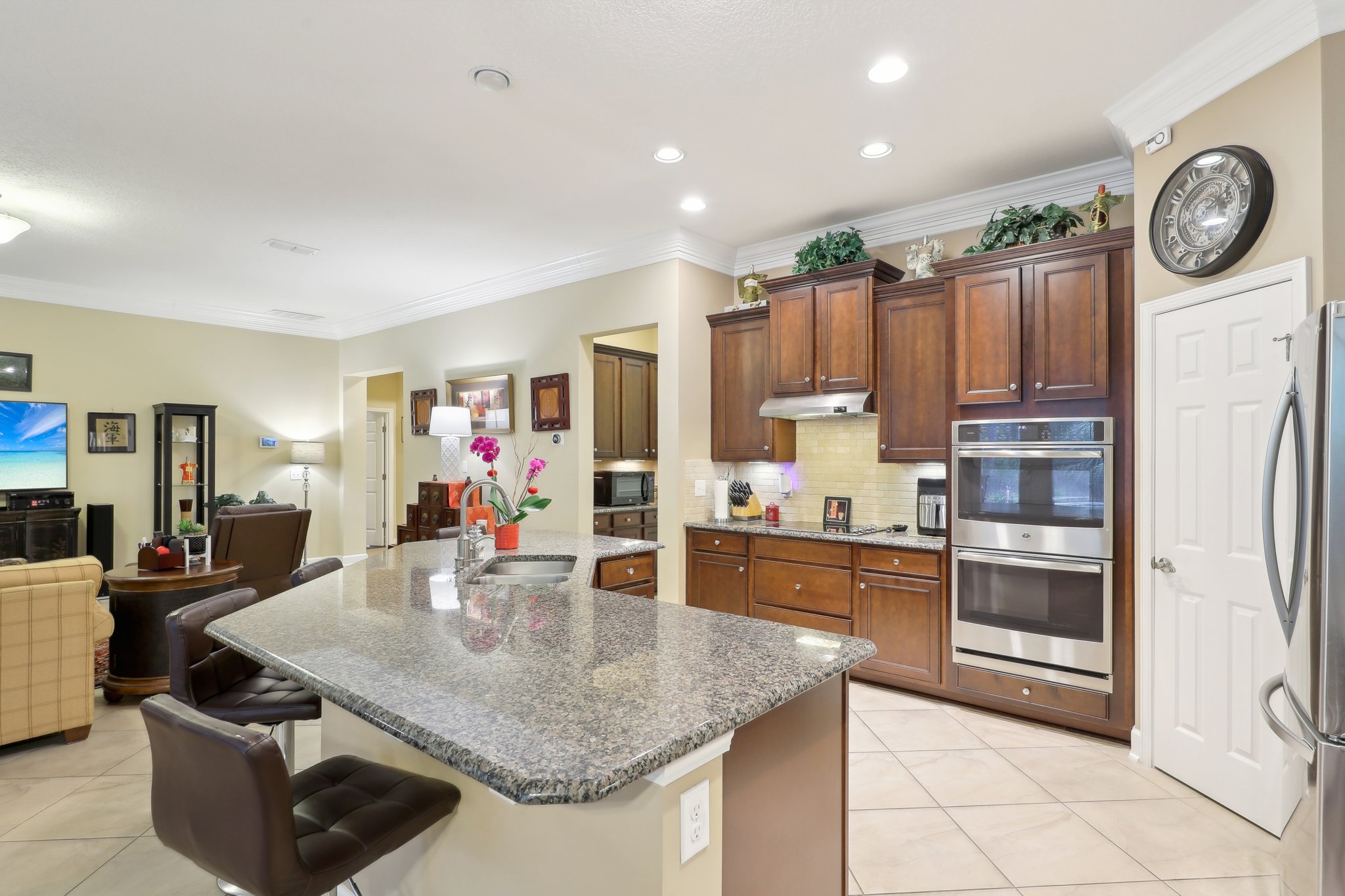 Bridgewood Dr-015.jpg