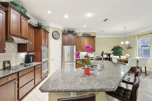 Bridgewood Dr-013.jpg