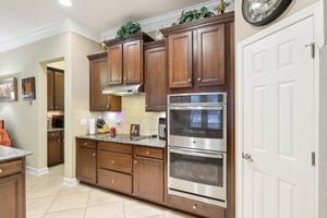 Bridgewood Dr-016.jpg