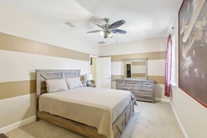 Bridgewood Dr-028.jpg