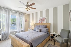 Bridgewood Dr-036.jpg