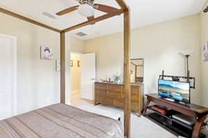 Bridgewood Dr-040.jpg