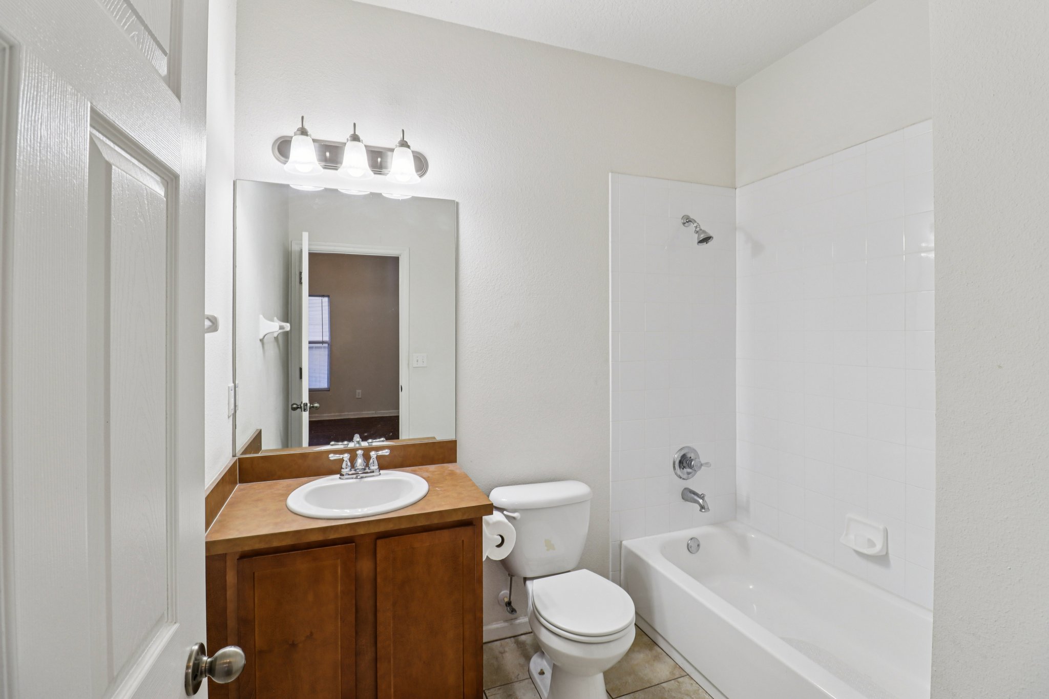 Yellowfin Dr-S0804-022.jpg