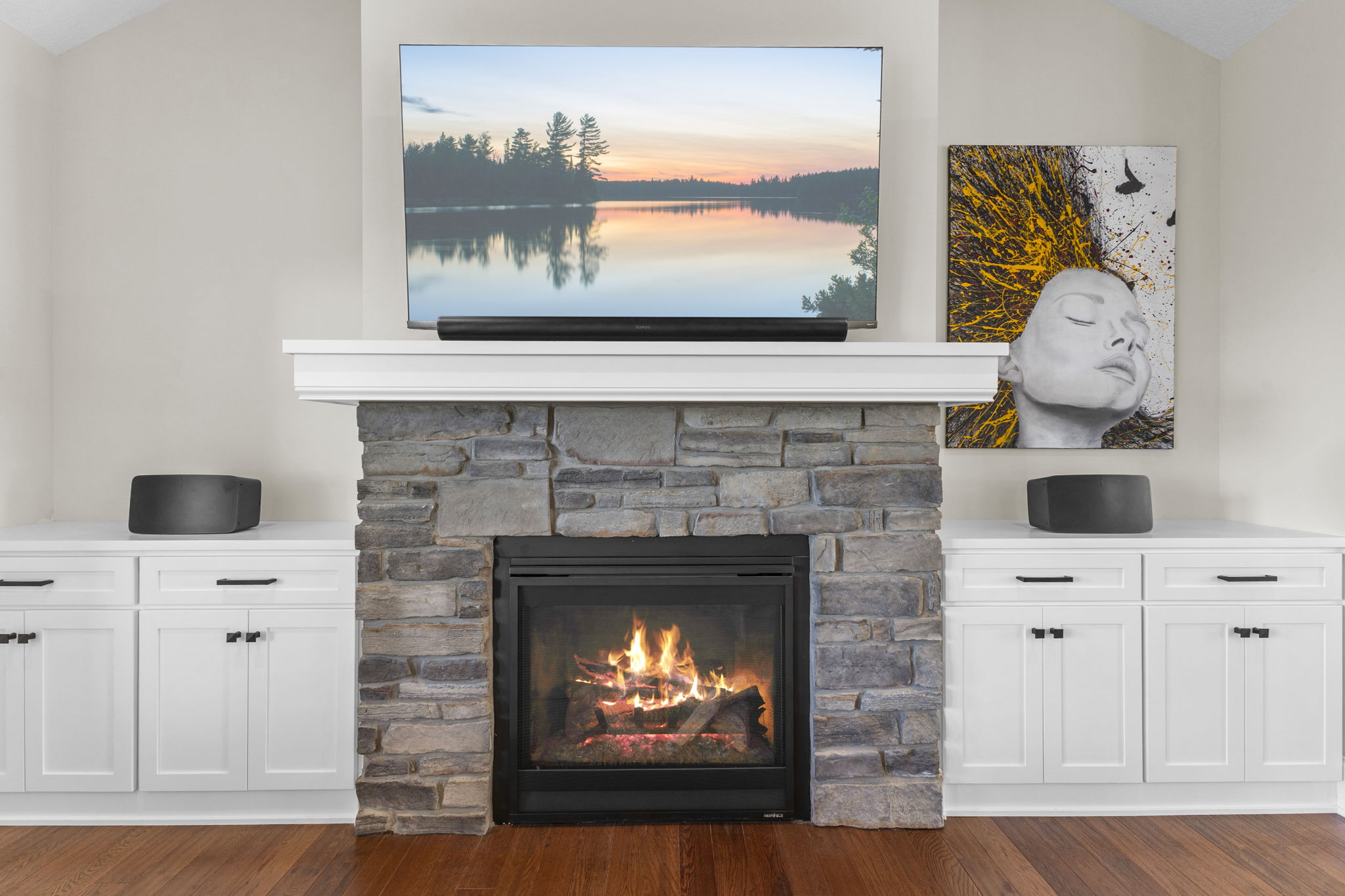  Photo 104