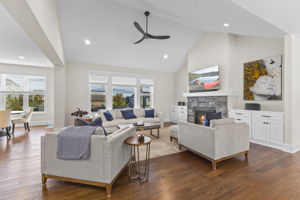  Photo 96