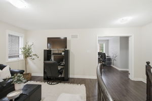  Photo 58