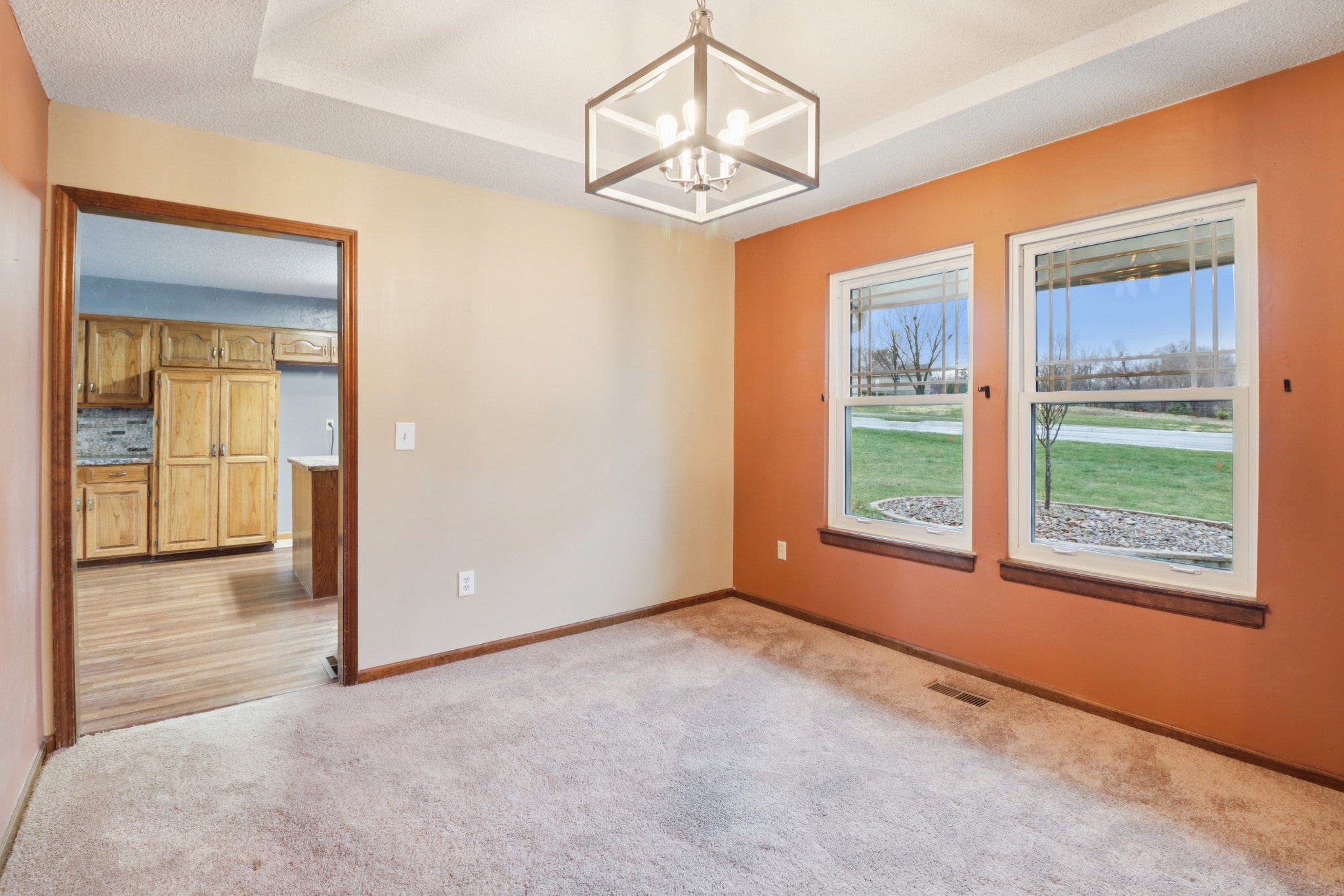 W 119th St-S0703-009.jpg