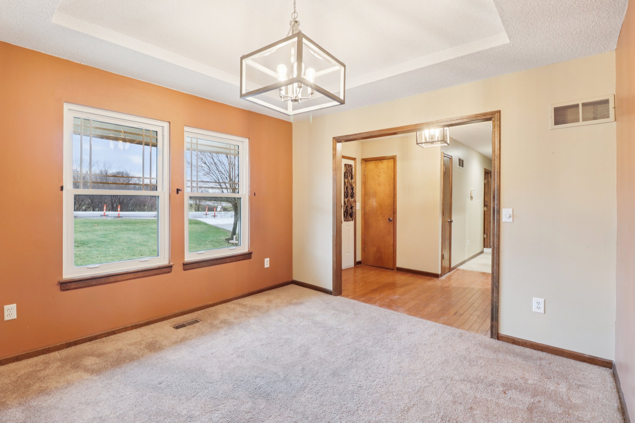 W 119th St-S0703-010.jpg