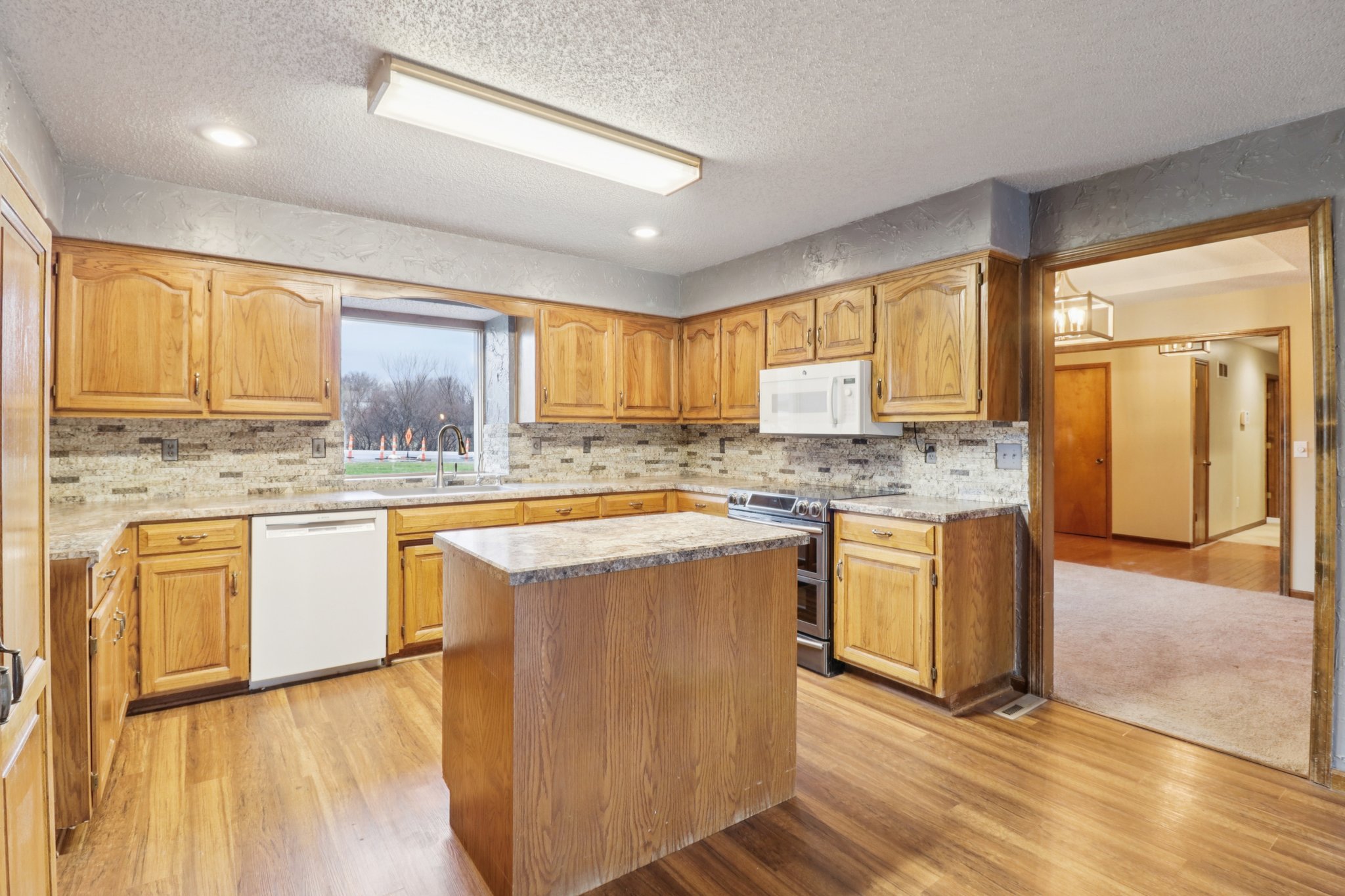 W 119th St-S0703-013.jpg