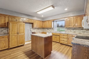 W 119th St-S0703-011.jpg