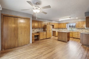 W 119th St-S0703-017.jpg