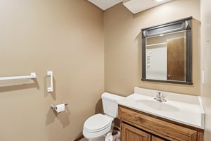 W 119th St-S0703-018.jpg