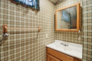 W 119th St-S0703-036.jpg