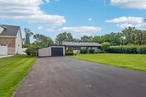 1N570 Forest Ave-S2606-003.jpg