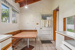 1N570 Forest Ave-S2606-015.jpg