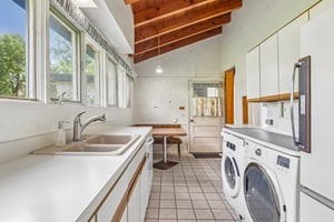 1N570 Forest Ave-S2606-017.jpg