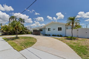  Photo 0