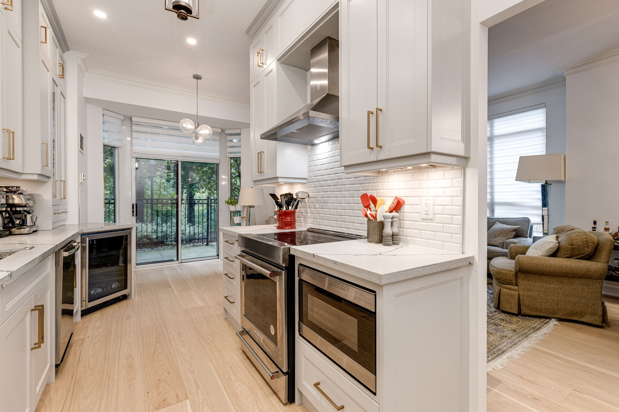 Toronto property showcase — delivered property photograph 14