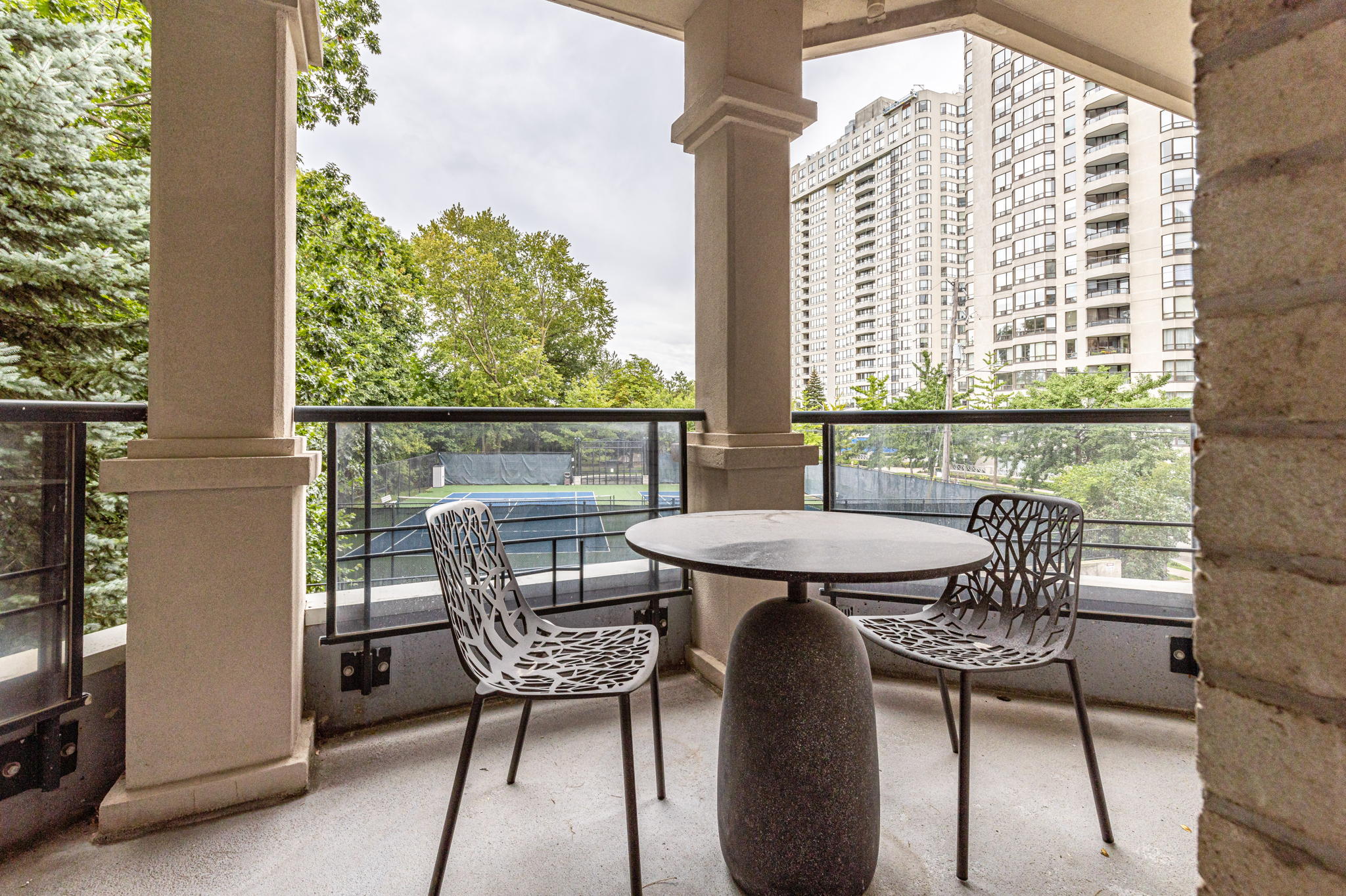 Toronto property showcase — delivered property photograph 33