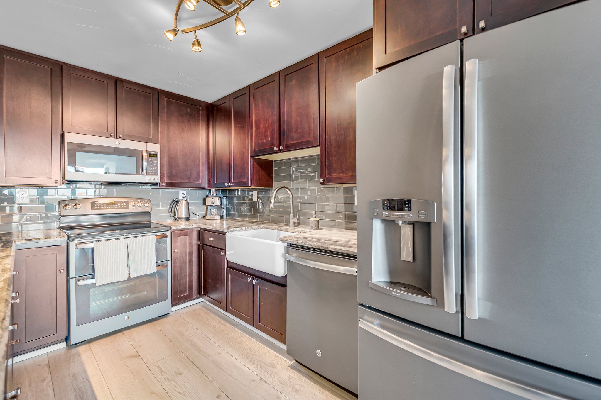 Stainless Steel Appliances, Double-Oven