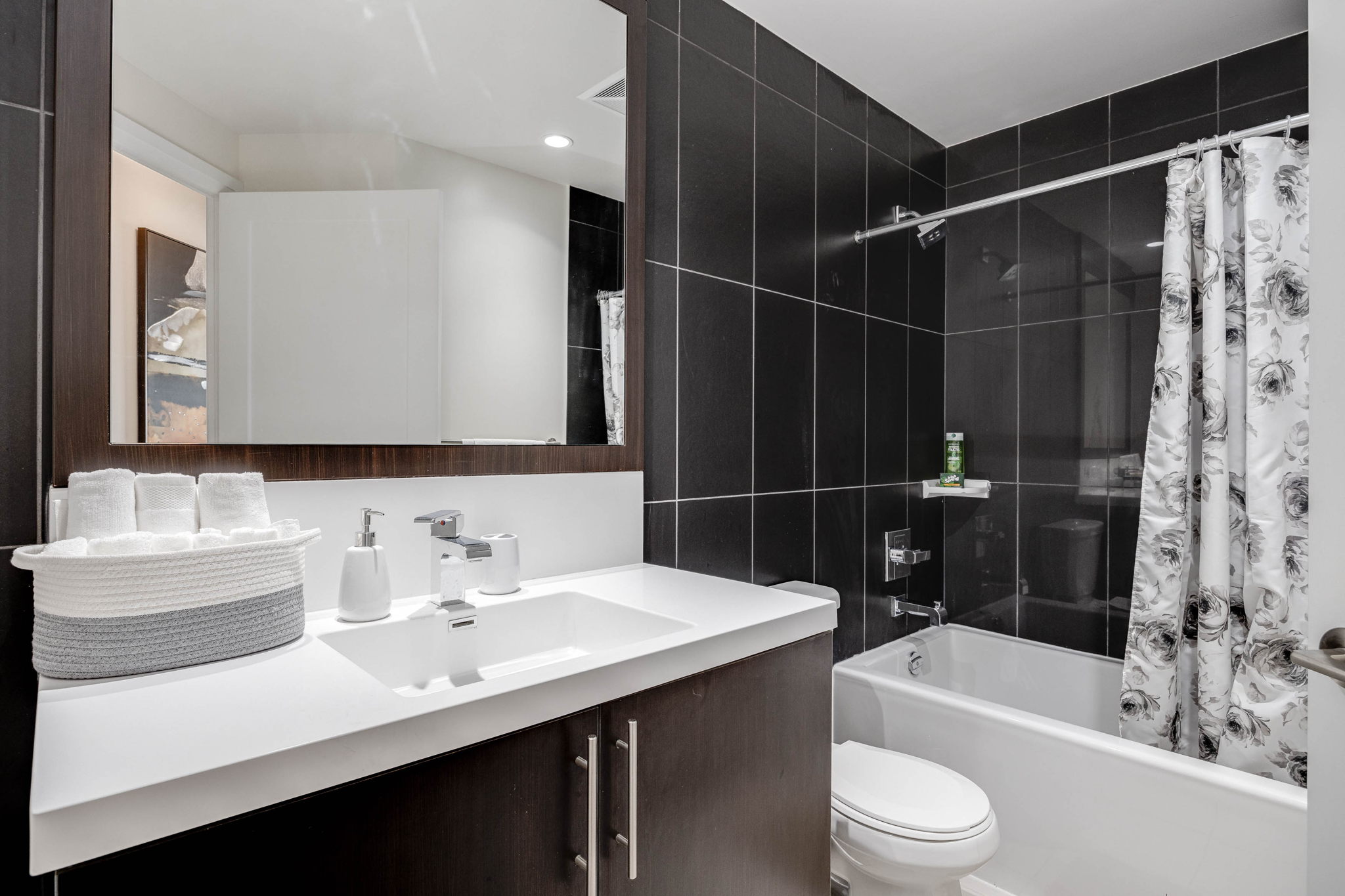 Toronto property showcase — delivered property photograph 18