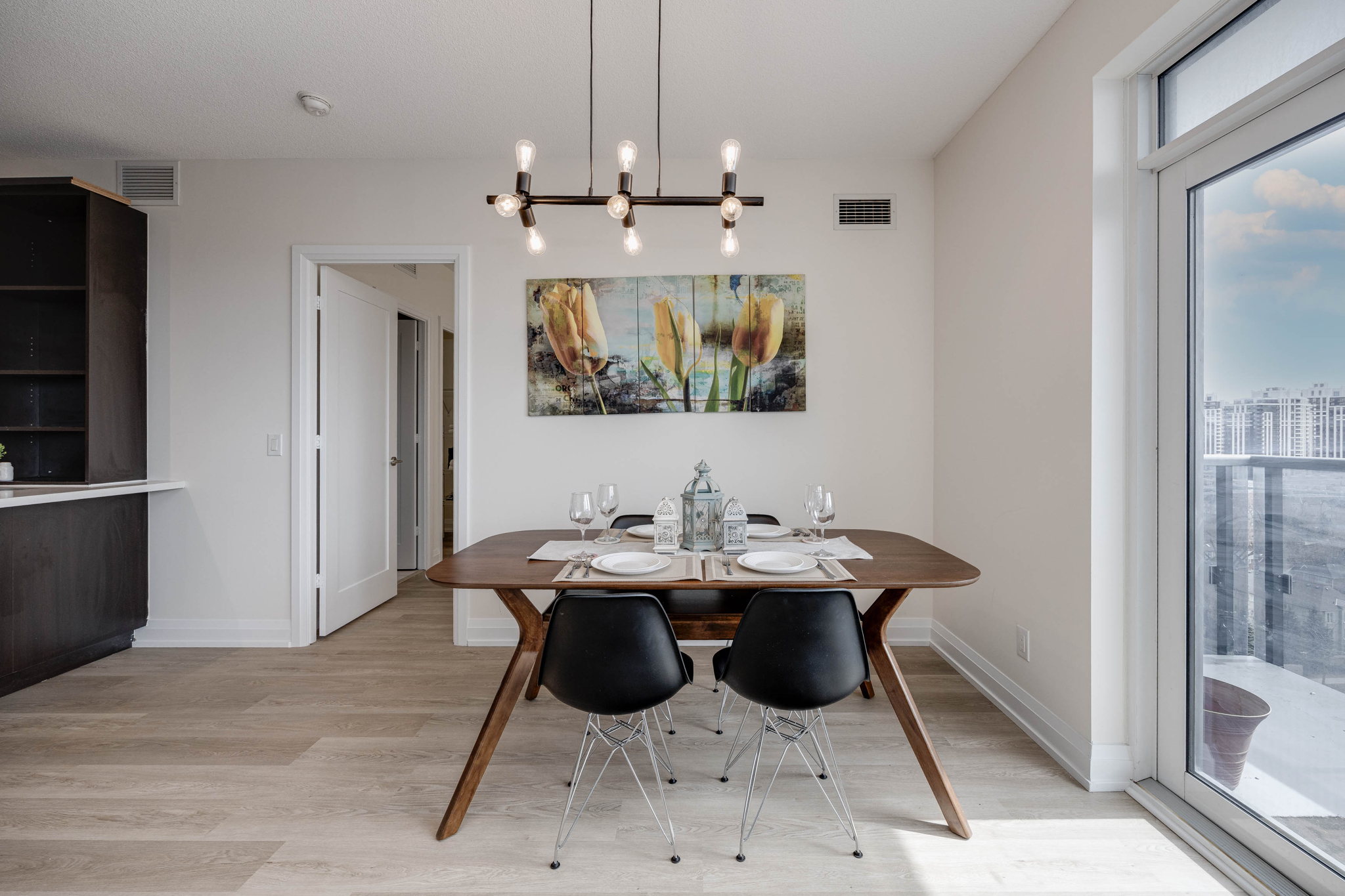 Toronto property showcase — delivered property photograph 5