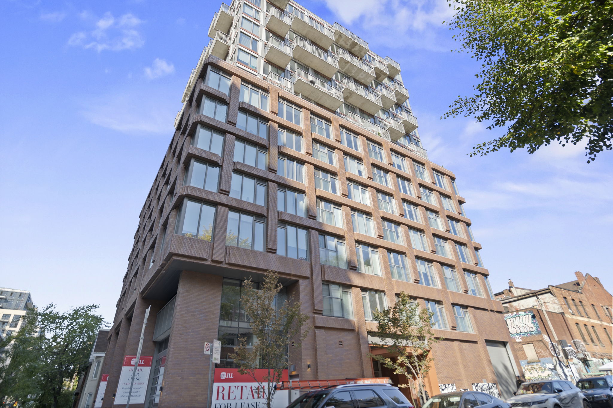 2 Augusta Ave 1301 Toronto, ON M5V 0T3