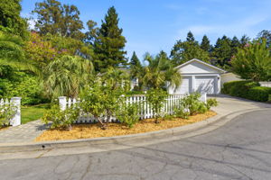 001_F8_2 Bradley Ct Redwood
