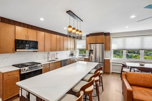 Bronxville Rd 5d-S0210-013.jpg