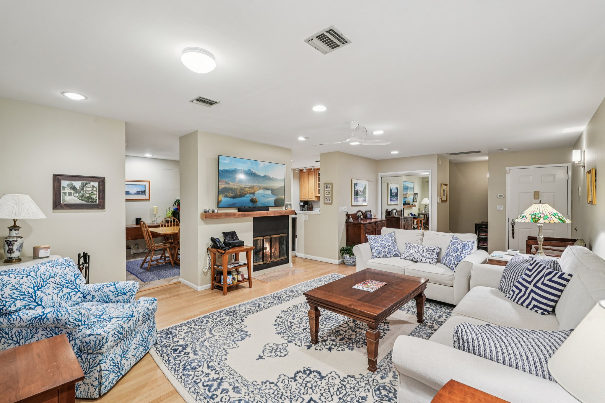 Burd St-S1302-013.jpg