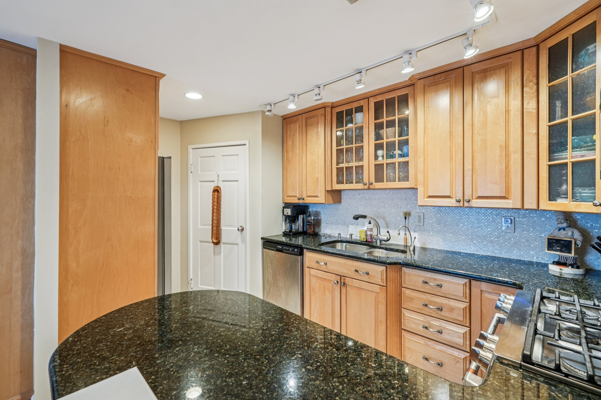 Burd St-S1302-024.jpg