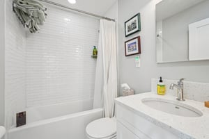 Burd St-S1302-038.jpg