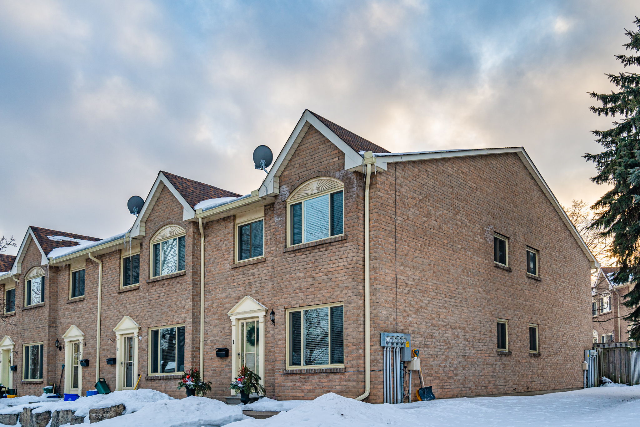  2 Cedar Dr Unit 1, Orangeville, ON L9W 2X6, US Photo 35